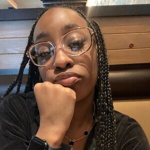 Meet your Posher, Kelyse